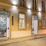 Casa Muralhas Hotel 3*