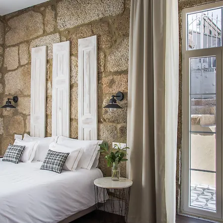 Casa Muralhas מלון 3*