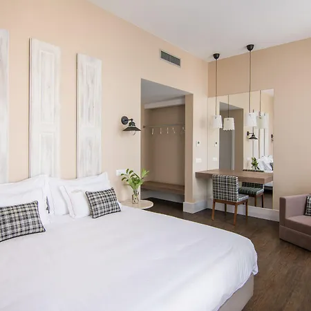 Hotel Casa Muralhas 3*