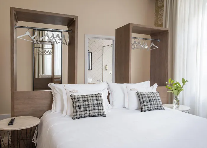 فندق Casa Muralhas كوفيلهَ