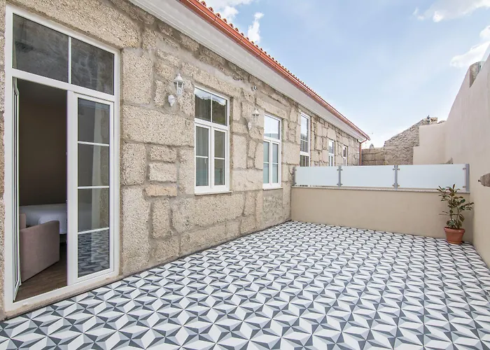 Casa Muralhas 3*