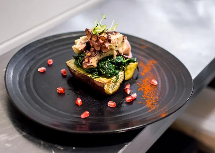 Casa Muralhas Hotel 3*